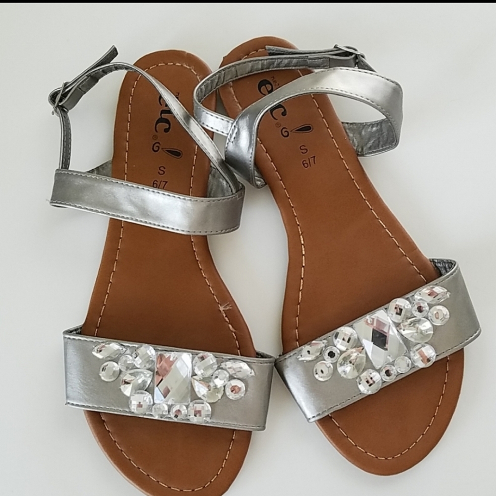 Rue 21 Jeweled Summer Silver Sandals Size 6
